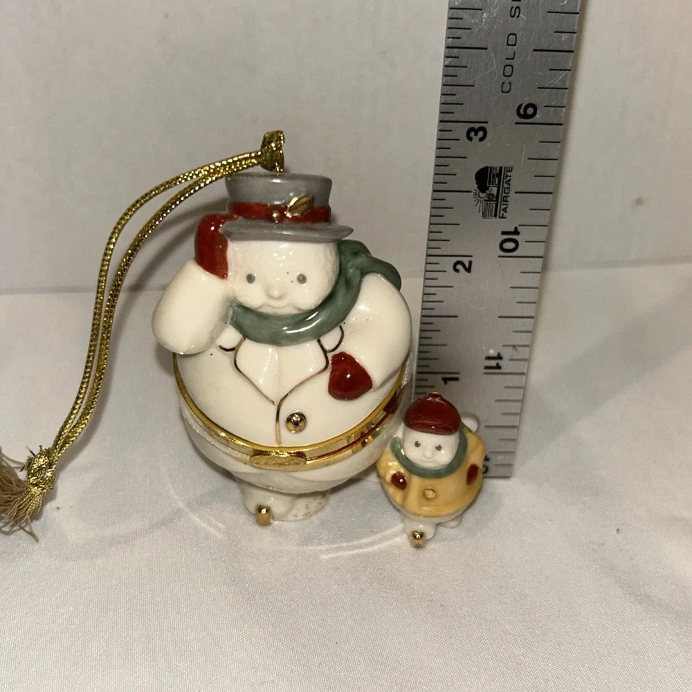 Lenox Christmas Holiday‎ Ornament Skating Snowman Hinged Trinket Box